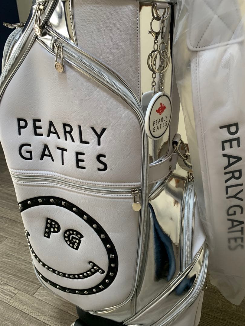 PEARLY GATES キャリー付　キャディバッグ　ホワイト&シルバー