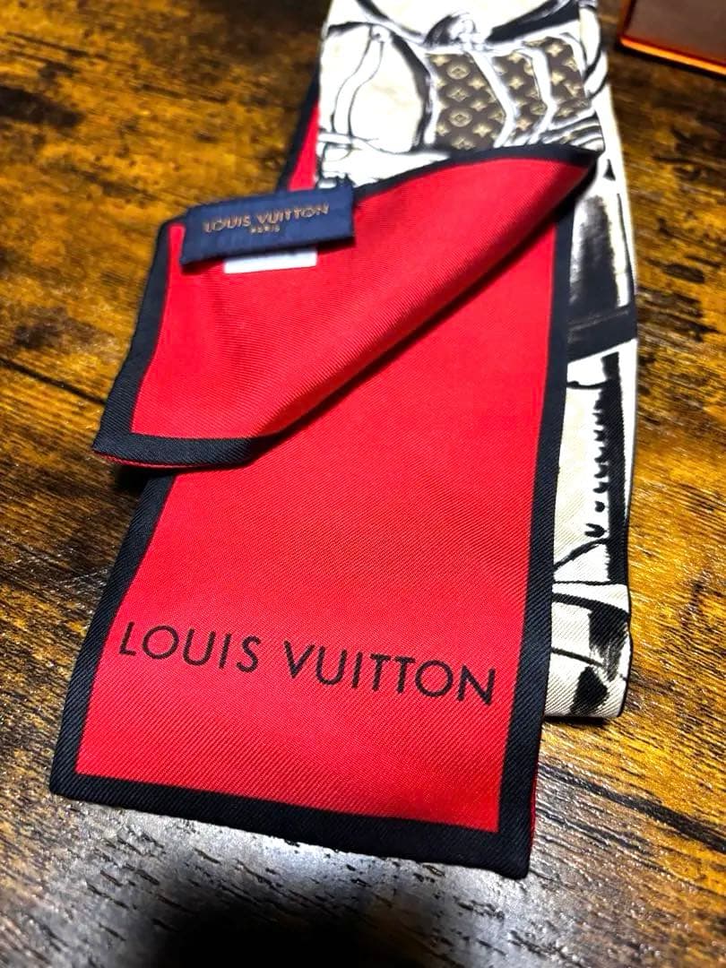★Louis Vuitton トランクデザイン バンドー