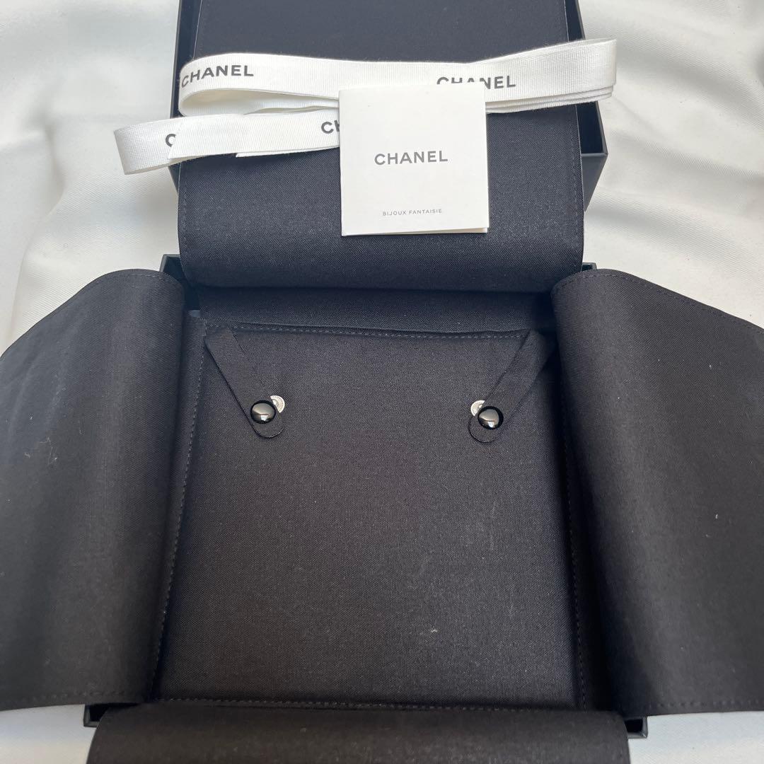 ak！CHANEL アクセサリーボックス