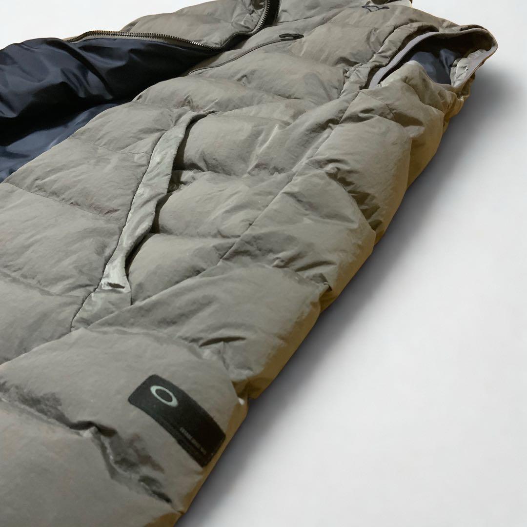 (セール)Oakley オークレー ダウンベスト 2XL グレー メンズ 美品