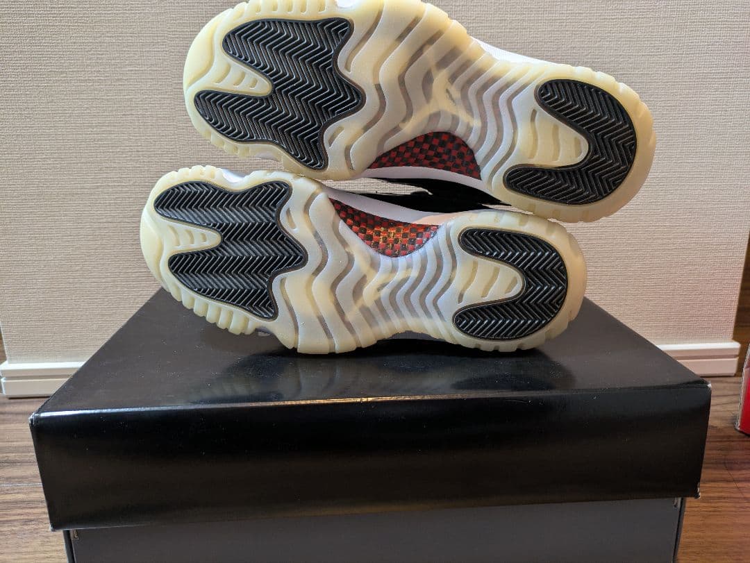 シューズ(男性用) Air Jordan 11 Low \"72-10\"