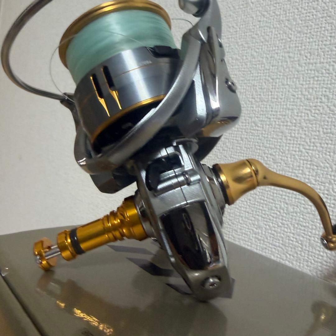 美品　ダイワフリームスLT 4000D-C