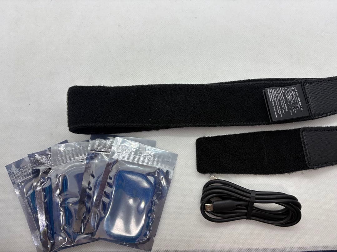 【三連休限定セール】【美品】パッド付 SIXPAD アブズベルトS/M/L