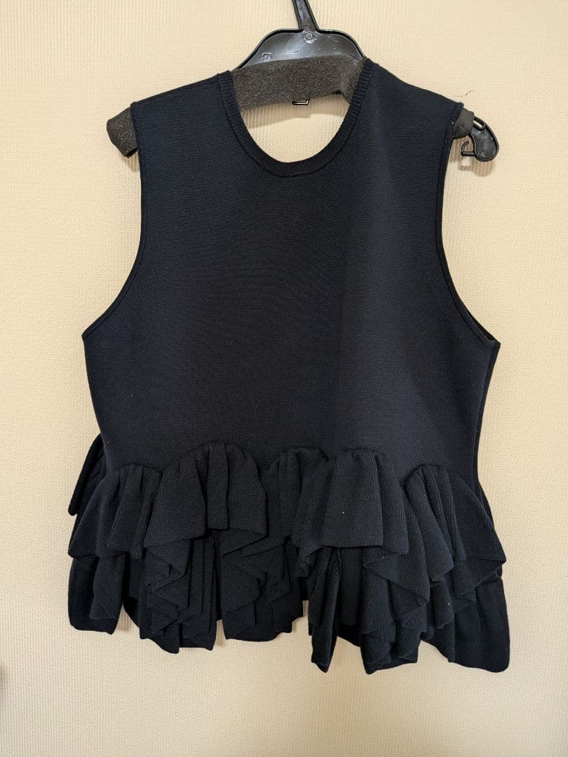♡SHIPS 25SS ペプラムフリル 2WAYベスト ネイビー♡