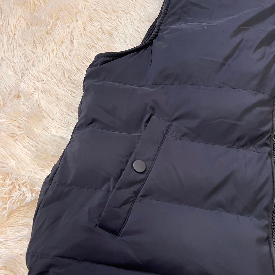 極美品　1PIU1UGUALE3RELAXサークルロゴ　パデッドベスト