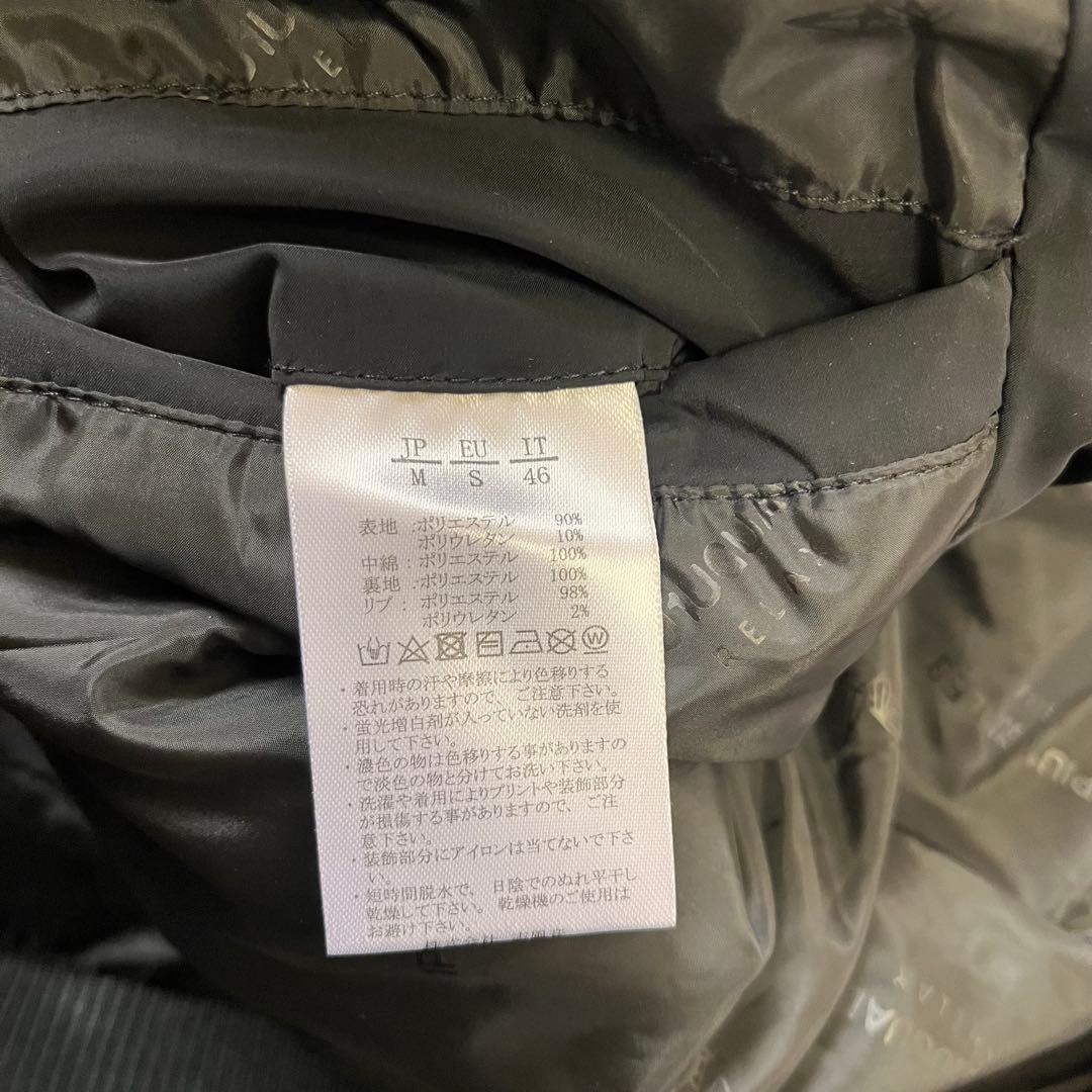 極美品　1PIU1UGUALE3RELAXサークルロゴ　パデッドベスト