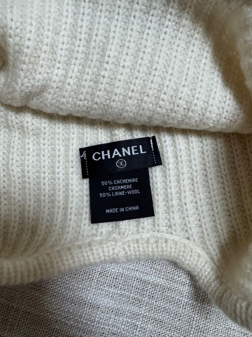 CHANEL ビーニー ジェニ着用