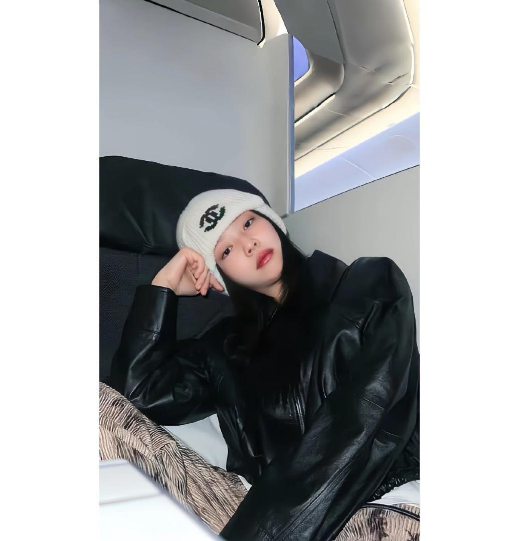 CHANEL ビーニー ジェニ着用
