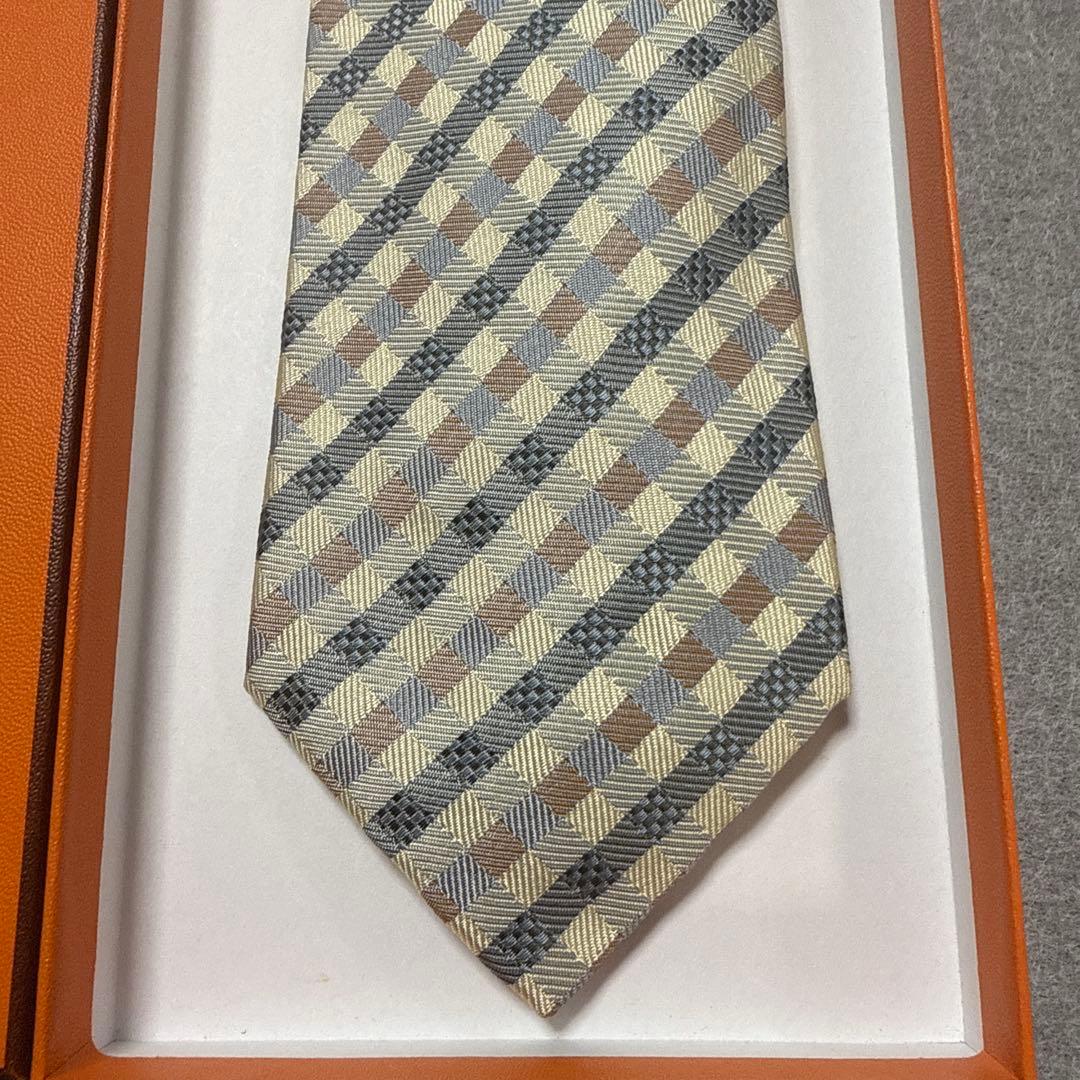 美品　エルメス　ネクタイ　黄色・茶色　チェック柄　シルクジャガード