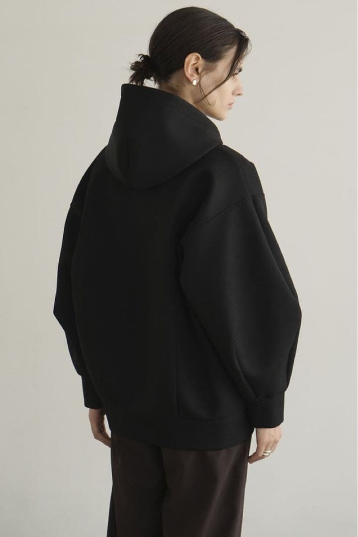 専用出品　CLANE パーカー