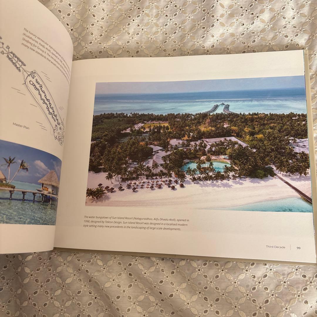 洋書 Maldivian Resort Architecture 50 Years