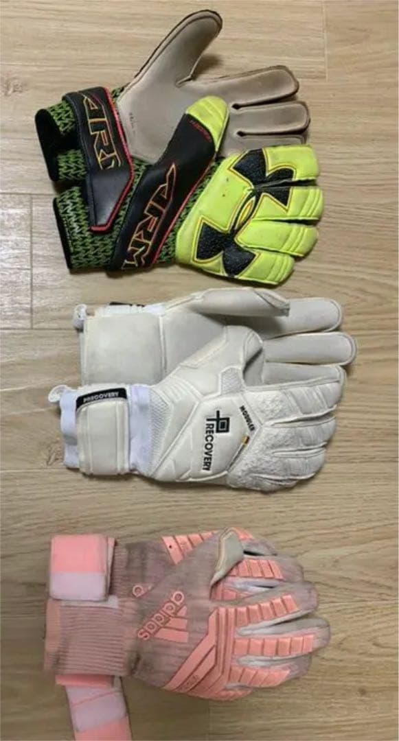 キーパーグローブ