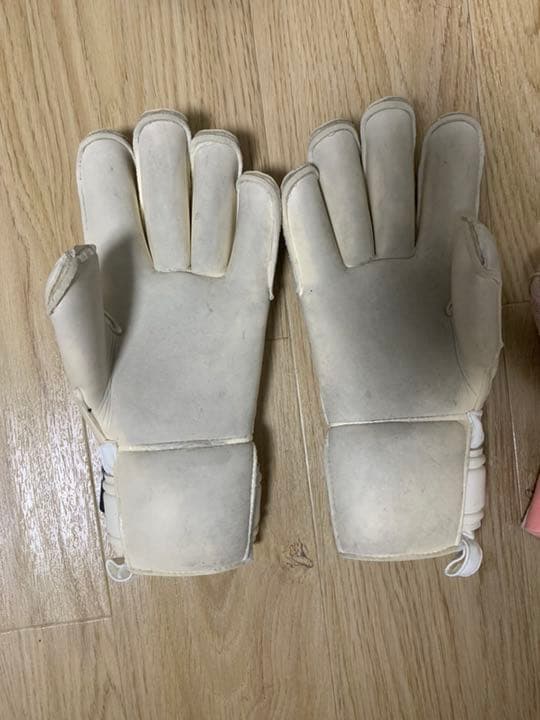 キーパーグローブ