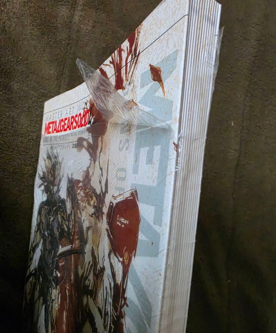 メタルギアソリッド4 MASTER ART WORKS　初版　シュリンク付き新品
