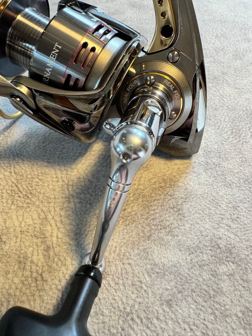 美品 ダイワ　06トーナメントISO Z3000LB