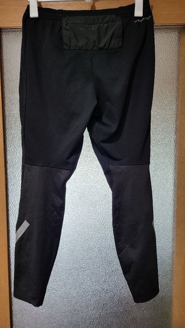 ウォーキング・ランニングウェア NIKE THERMA-FIT RUN DIVISION