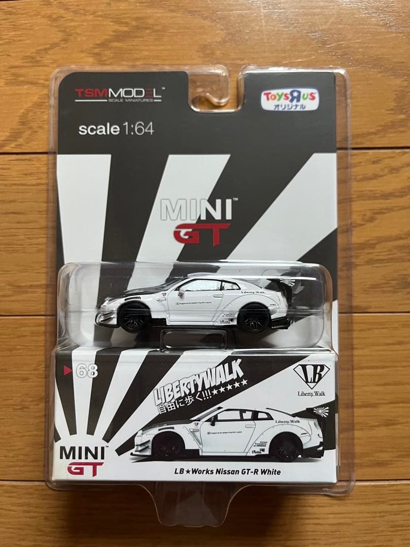 【MINI GT】リバティウォーク 日産 GT-R Matte White