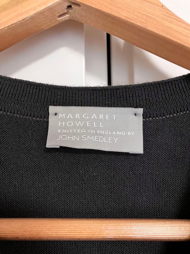 JOHN SMEDLEY✖️MARGARET HOWELLのニットベスト