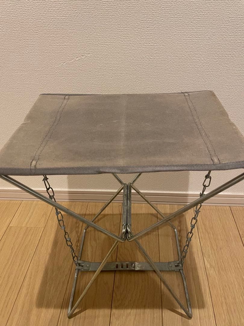 【中古】Universal Stool - Silver & Wood Tray