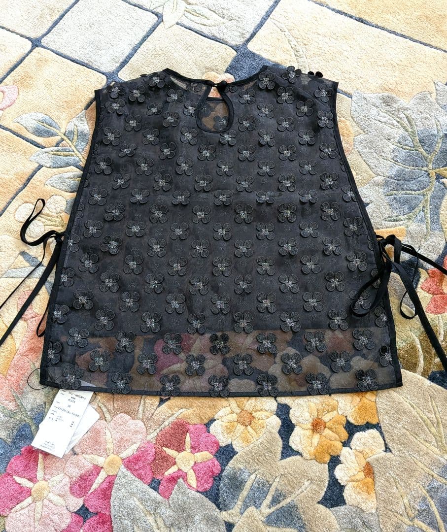 yori フラワー刺繍 シースルーブラックベスト