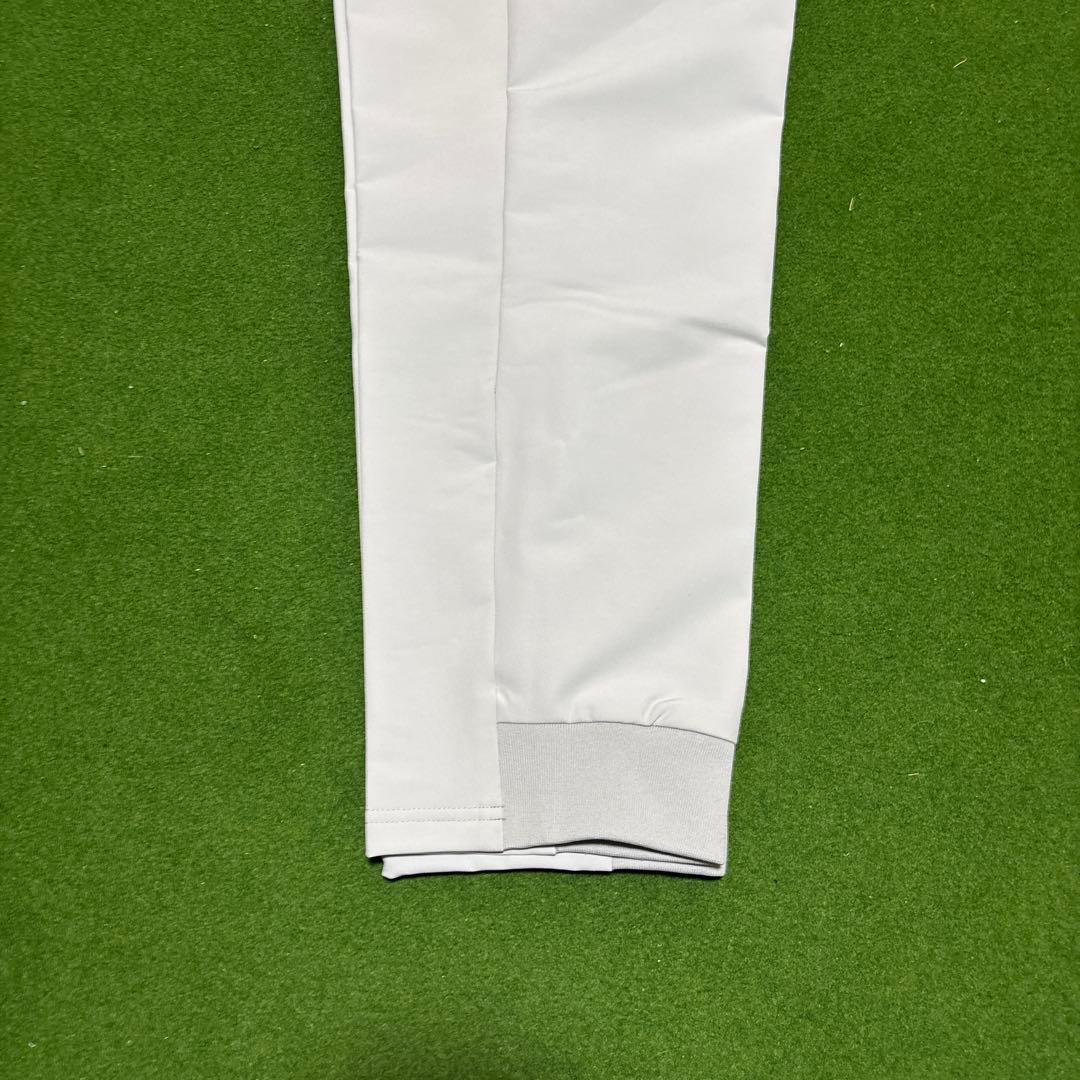 新品未使用　テーラーメイドTaylorMadeゴルフパンツ ホワイト裏起毛　秋冬
