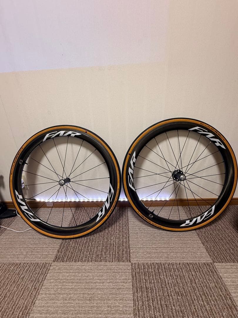 【最終出品】FAR カーボンホイール 700C ブラック