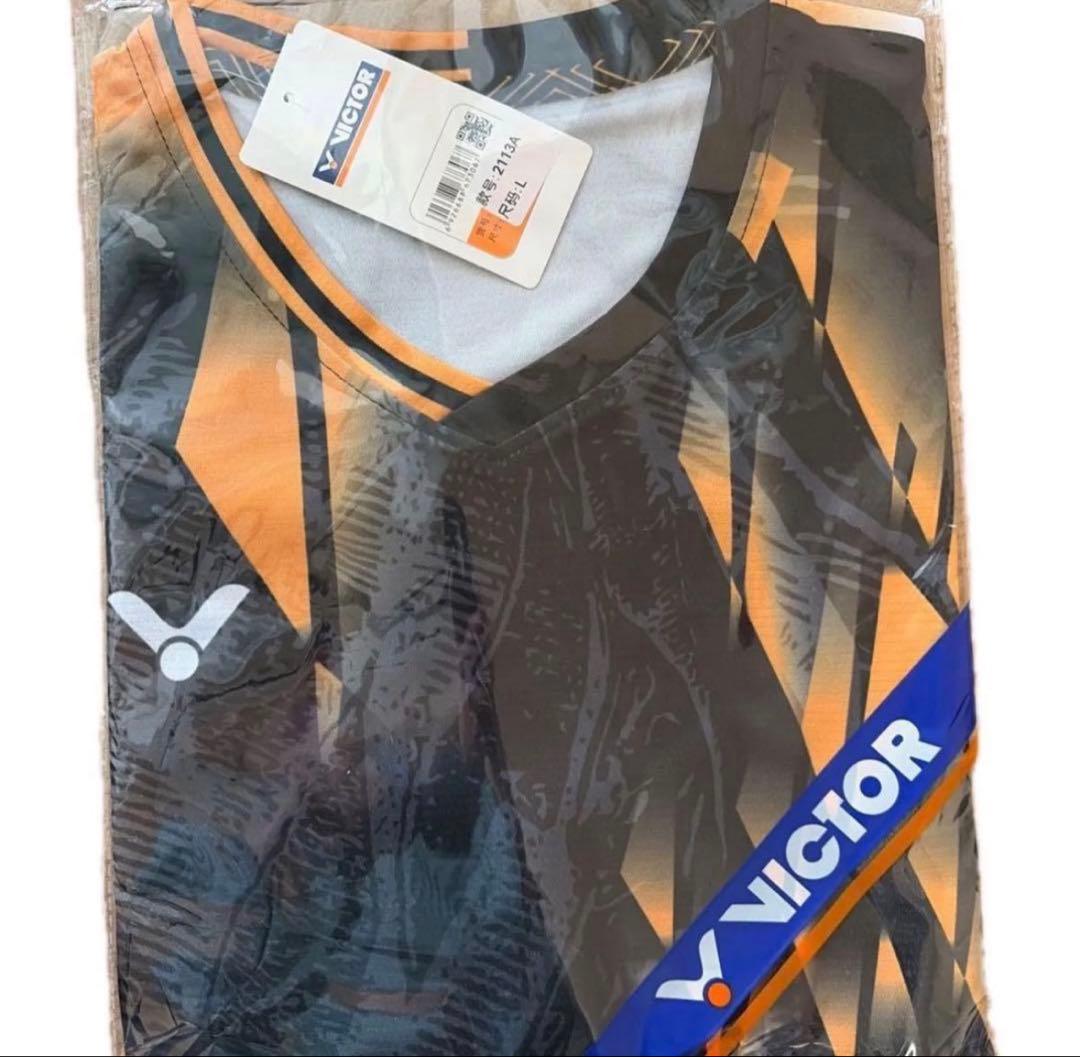 VICTOR バドミントンシャツ　奈良岡着用