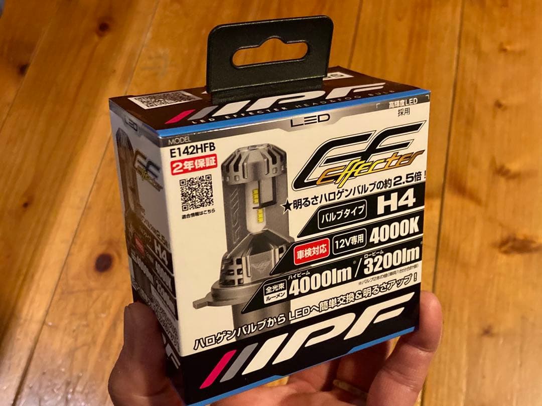 新品未開封 LED エフェクター ヘッド & フォグ バルブ 4000K(H4)