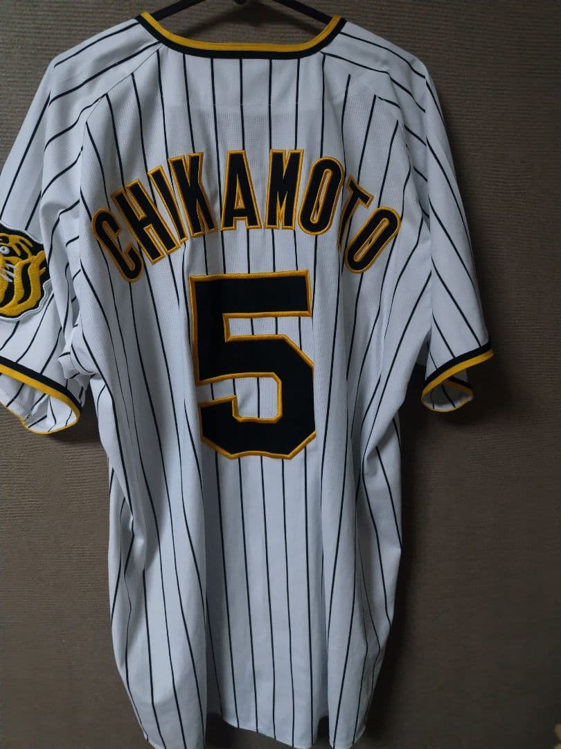 阪神タイガース　近本光司レプリカユニフォーム