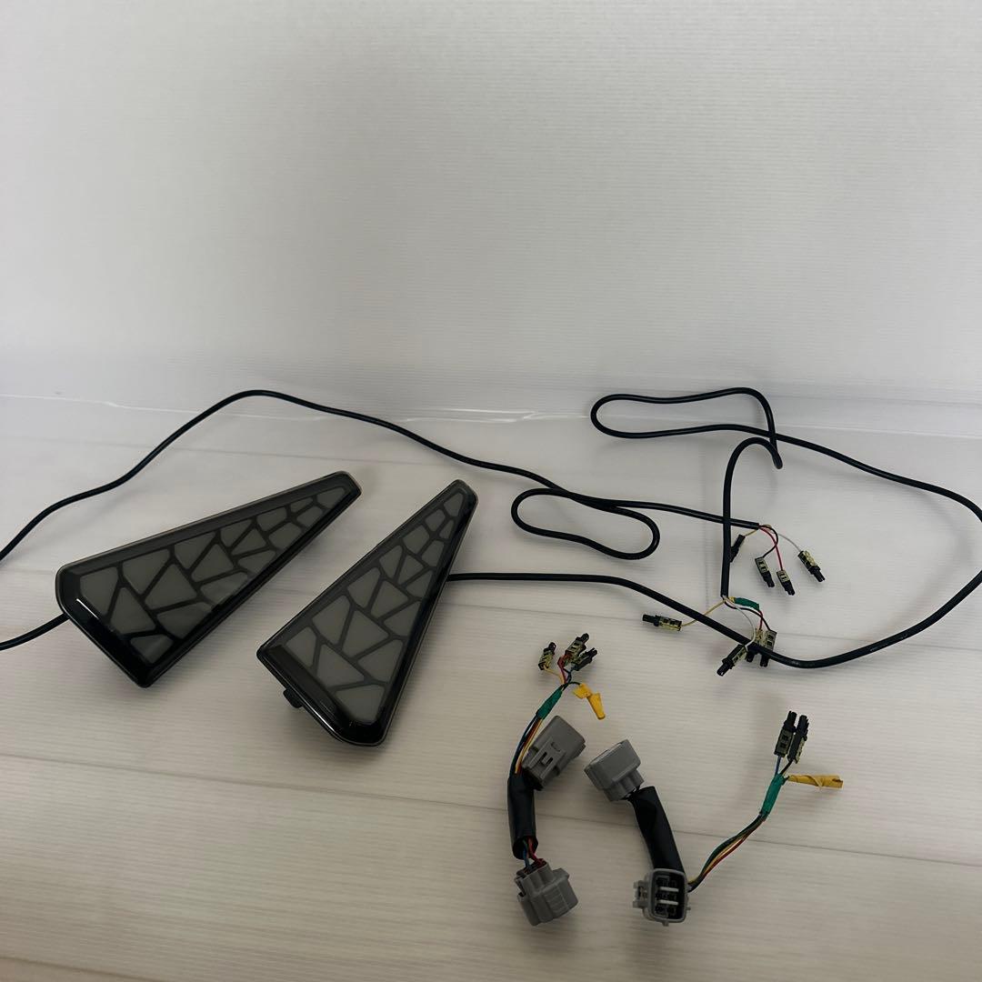 ヴォクシー80系　加工リフレクター