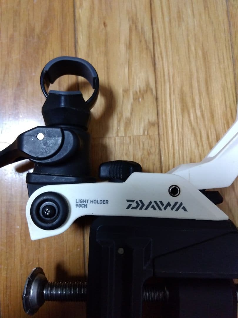 Daiwa LIGHT HOLDER 90CH ロッドホルダー