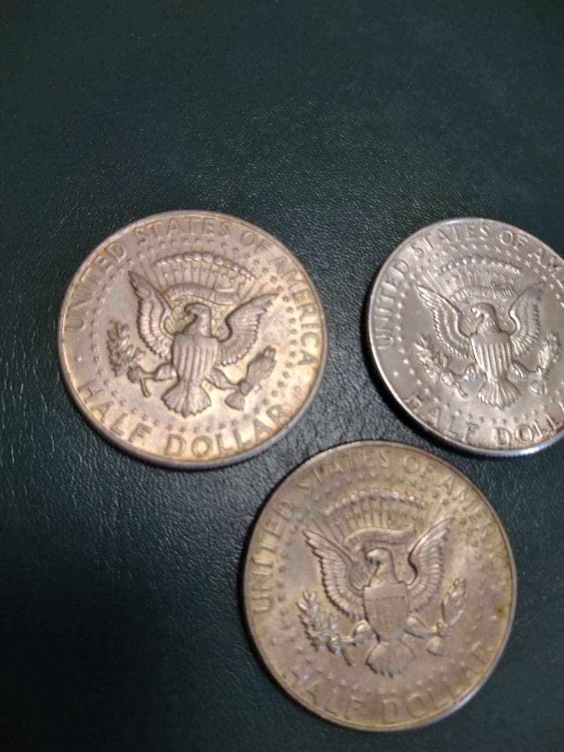 ケネディ50セント銀貨1964年2枚1967年　計3枚組!!