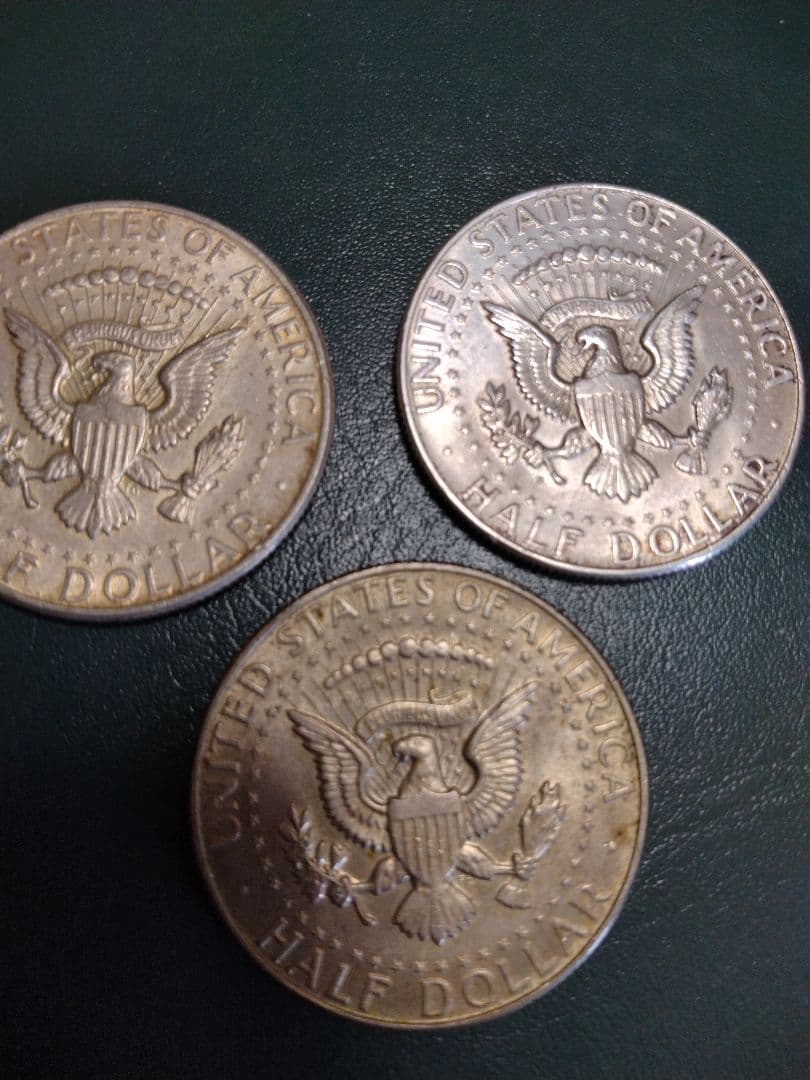 ケネディ50セント銀貨1964年2枚1967年　計3枚組!!