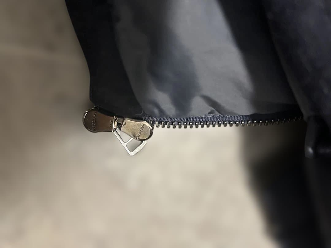 ［価格変更］Moncler ネイビー ダウンベスト生地ウール サイズ4（XL-）