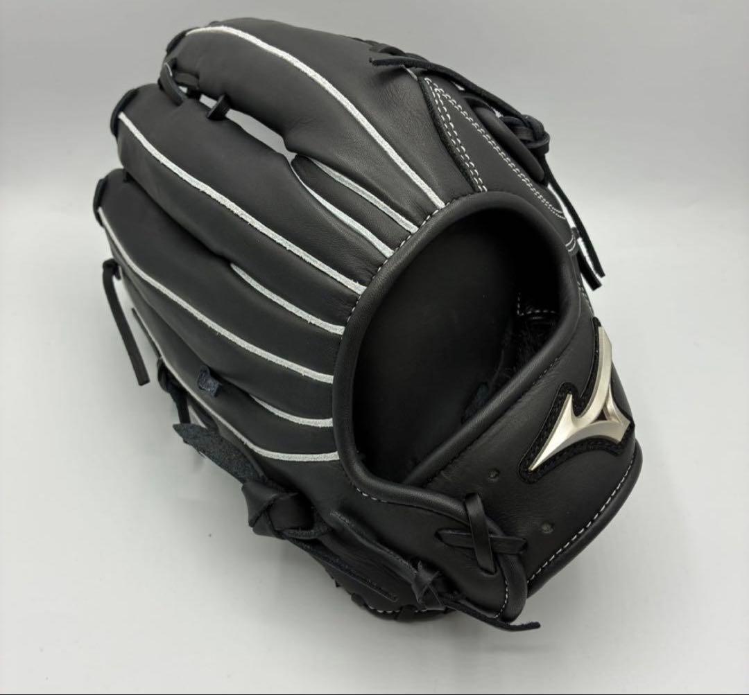 ミズノ軟式グローブ イチロー 外野手 Iブラック 右投げ　新品