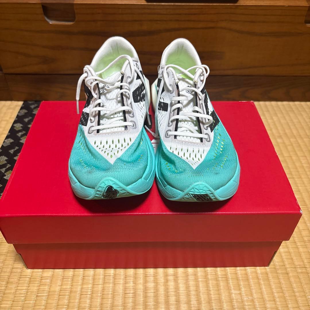 ニューバランスFuelCellSuperComp Pacerv2 （25.5)