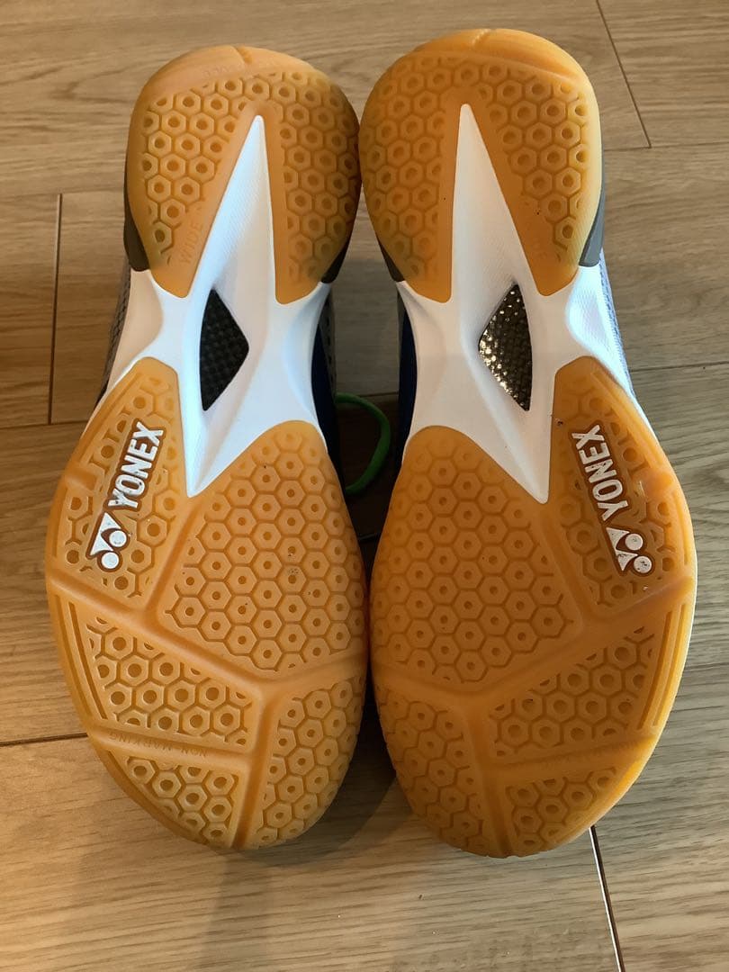 最終セール！超美品！YONEX パワークッション コンフォートZ2 27.5cm