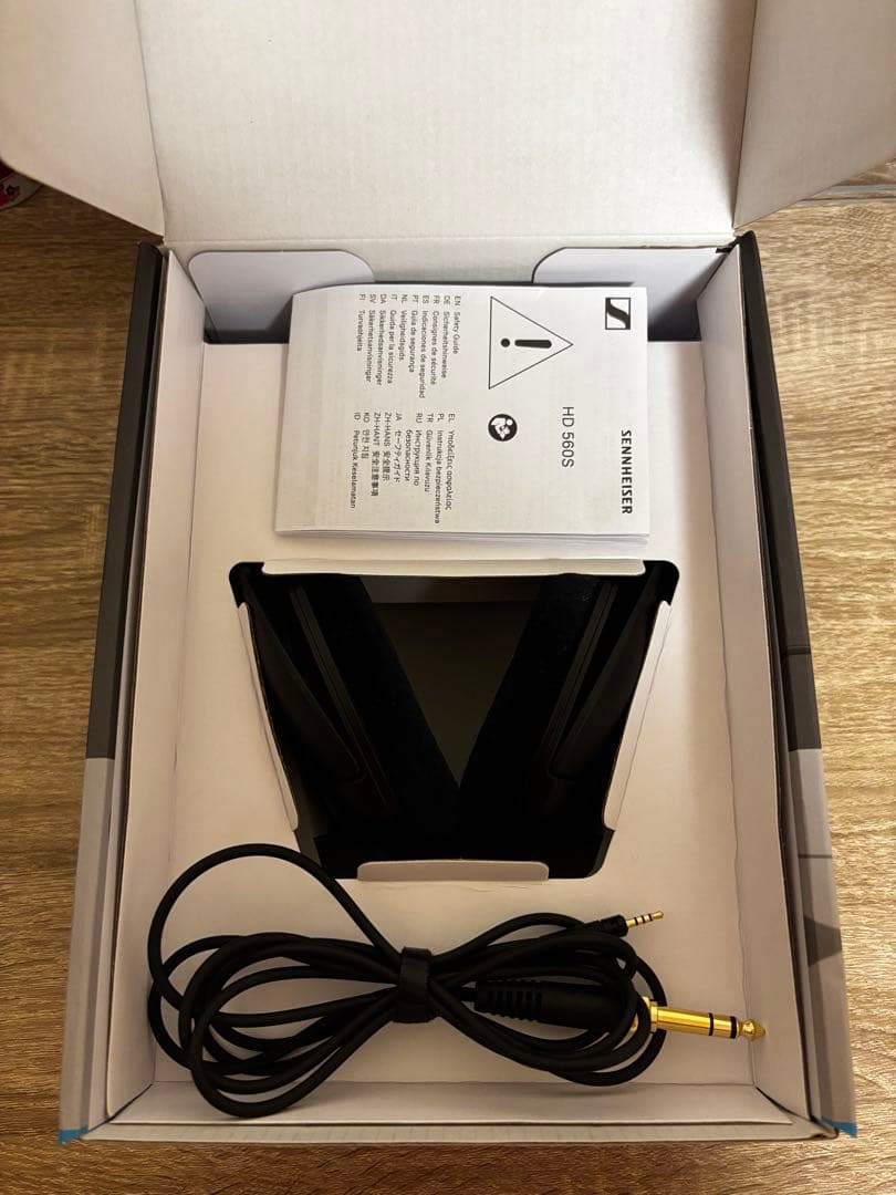 Sennheiser HD 560S ヘッドフォン