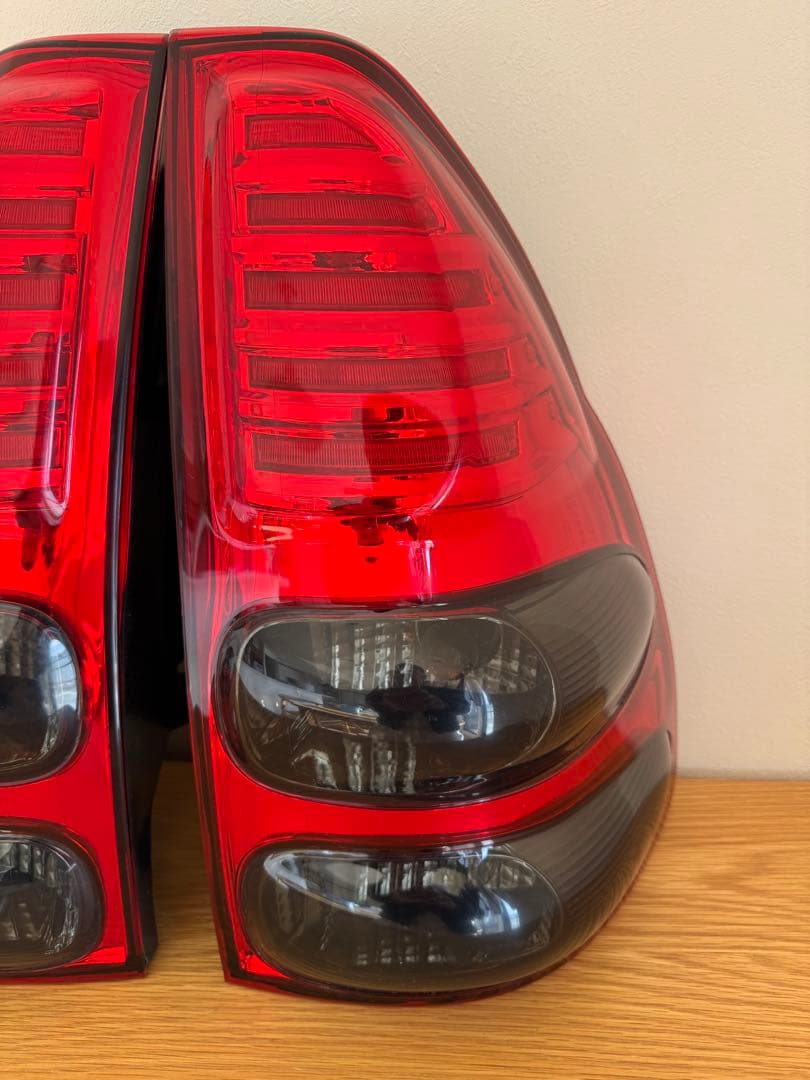 ランドクルーザープラド120 LEDテールライト左右セット ver.2