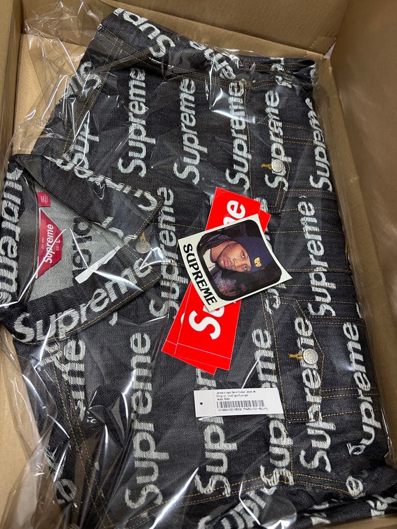 モ*リ様 supremeJacquard Logo DenimTrucker J