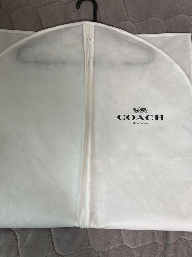coachダウンベスト