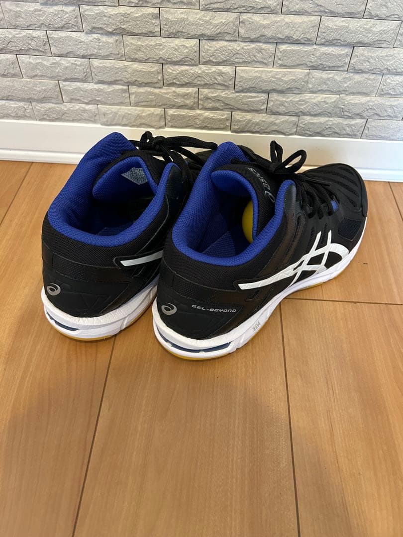 美品　asics バレーボールシューズ ブラック/ブルー　26.5㎝