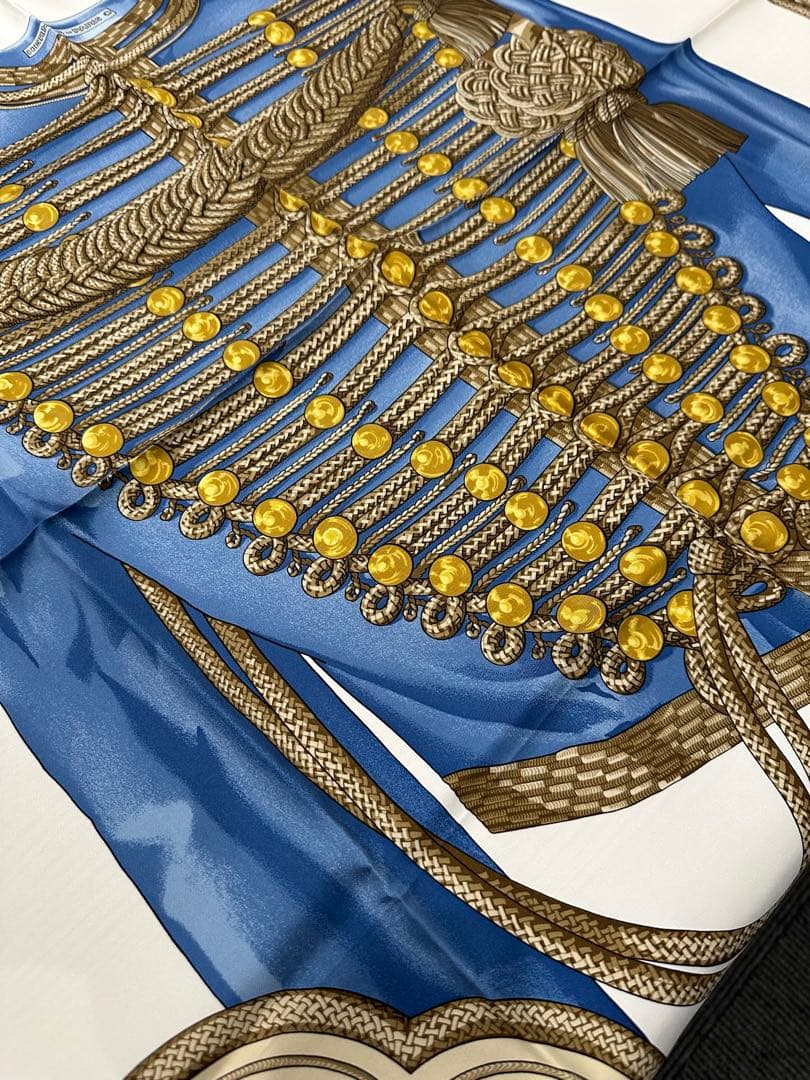 HERMES エルメススカーフ　カレ90 ブランデンブルク飾り