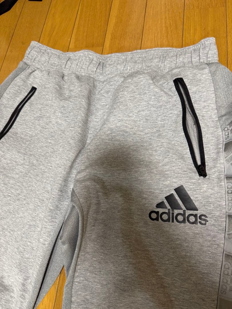 adidas グレー ジャージ上下セット Lサイズ