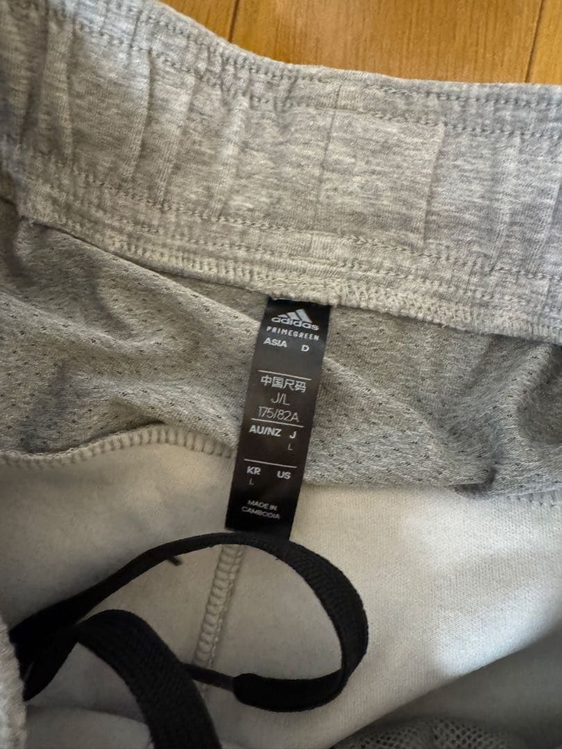 adidas グレー ジャージ上下セット Lサイズ