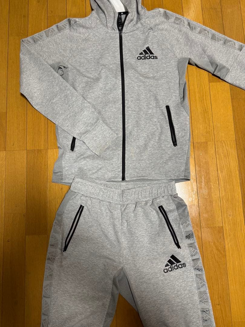 adidas グレー ジャージ上下セット Lサイズ
