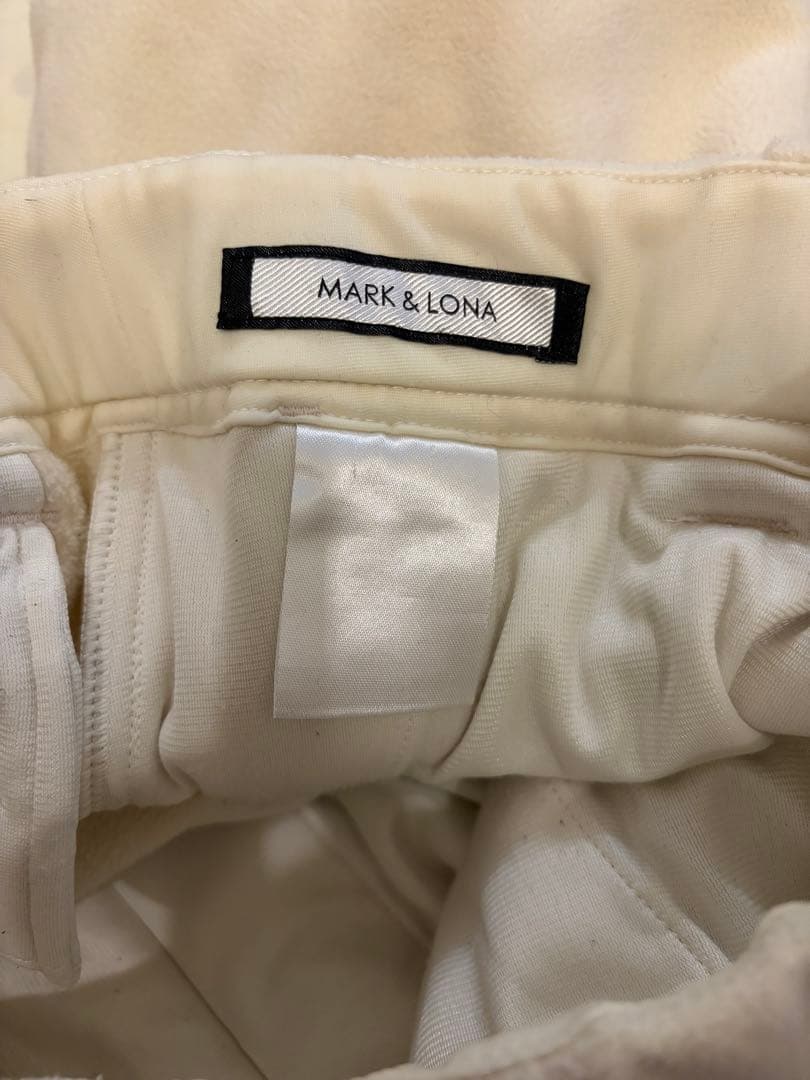 MARK&LOONA ロングパンツ　白