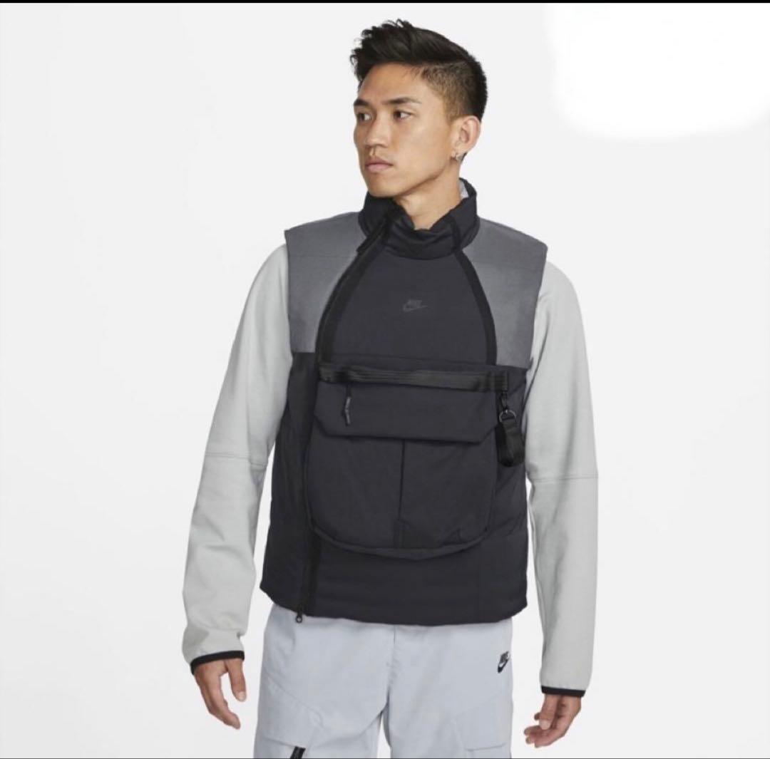 新品未使用　NIKE ナイキ テックパック ベスト XLサイズ