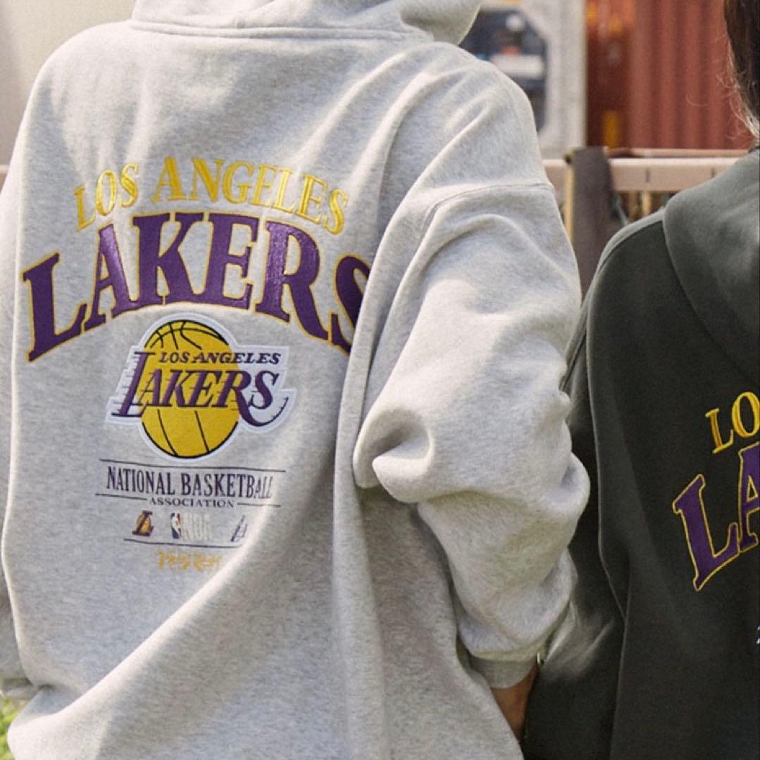 NBA プリント ヴィンテージライクビッグシルエットプルオーバーパーカー