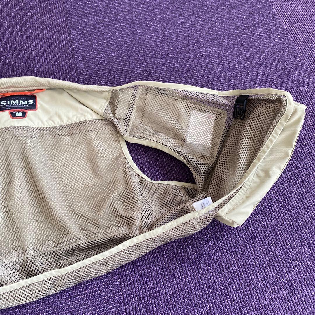 ＳＩＭＭＳ　シムス　フライベスト　美品　未使用